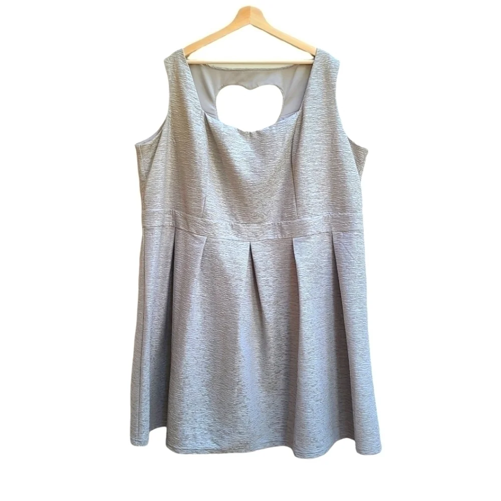 Heart Back Cutout Metallic Silver Dress, Size 26